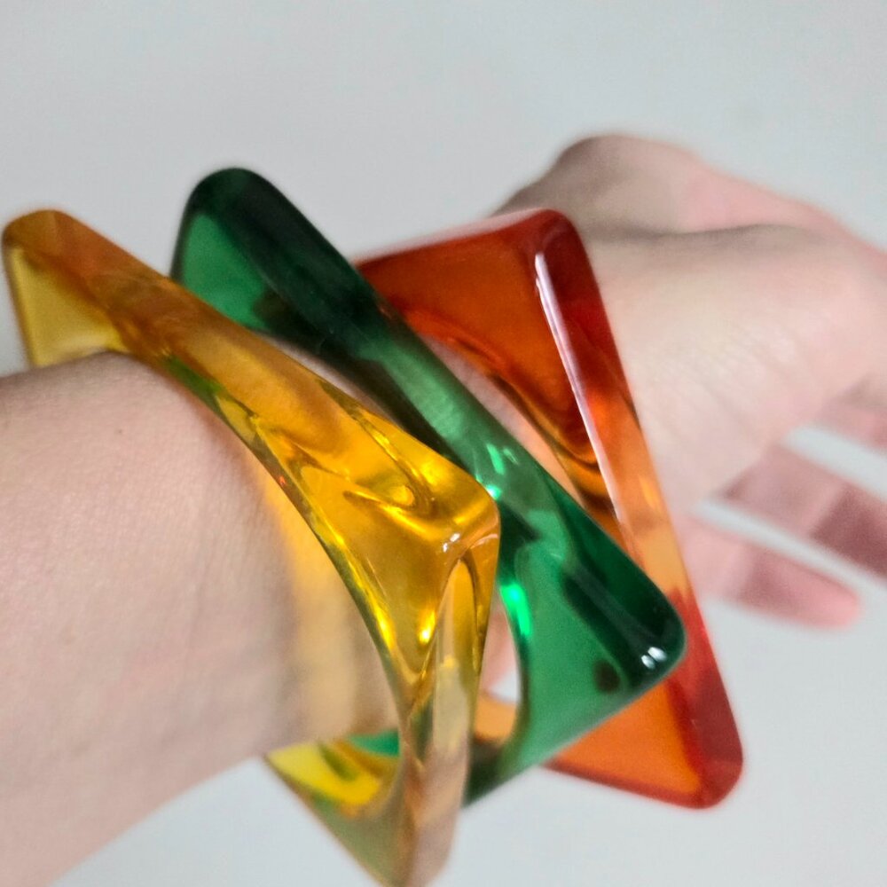 Set of 3 Lucite orange yellow green square bangles. - Picture 5 of 9